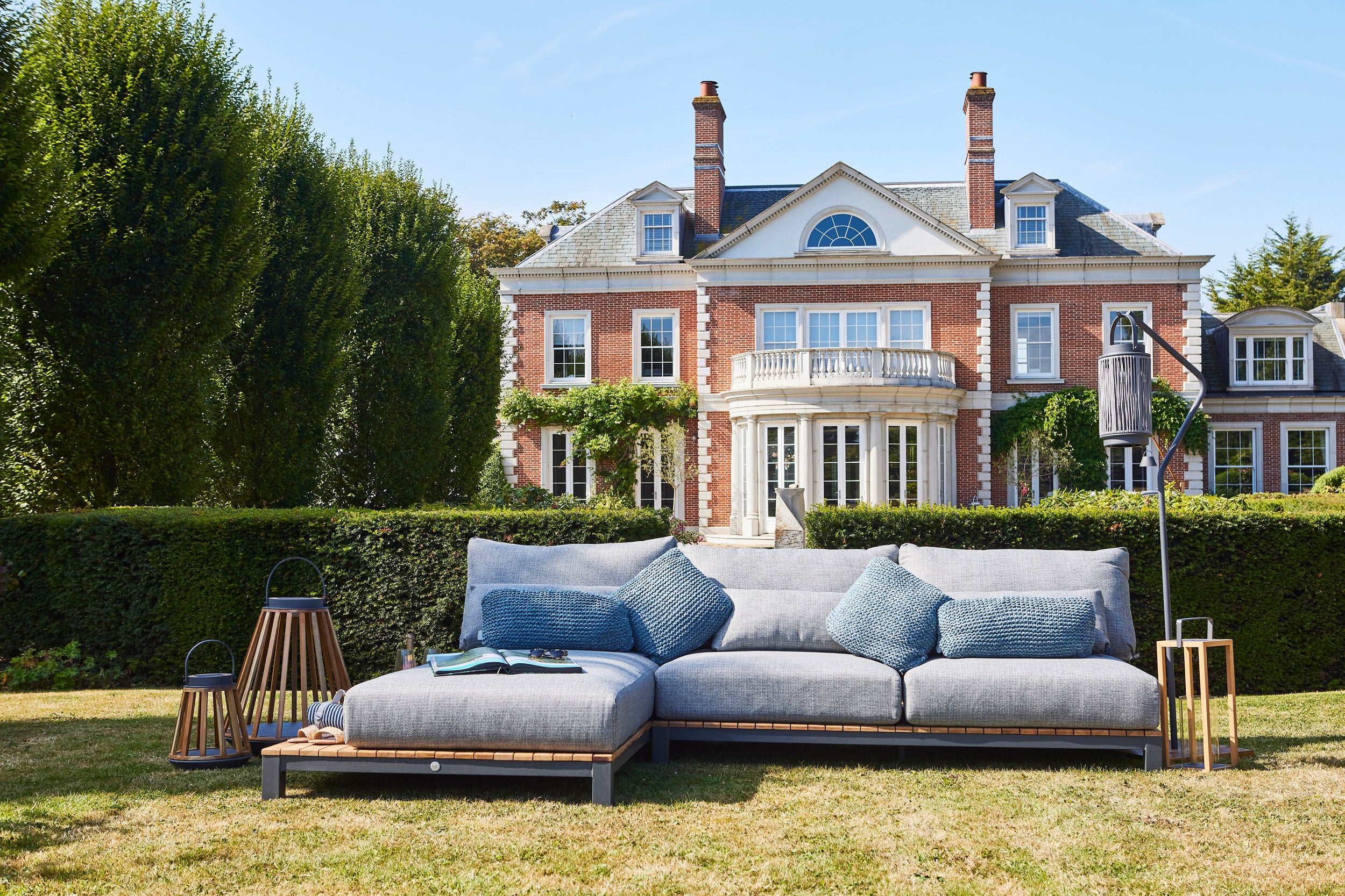 Sale lounge & sofa collections